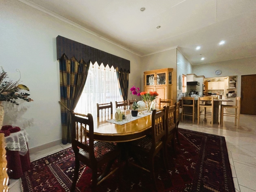 4 Bedroom Property for Sale in Blue Valley Golf Estate Gauteng