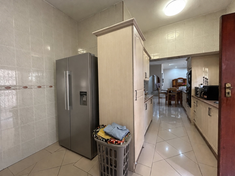 4 Bedroom Property for Sale in Blue Valley Golf Estate Gauteng