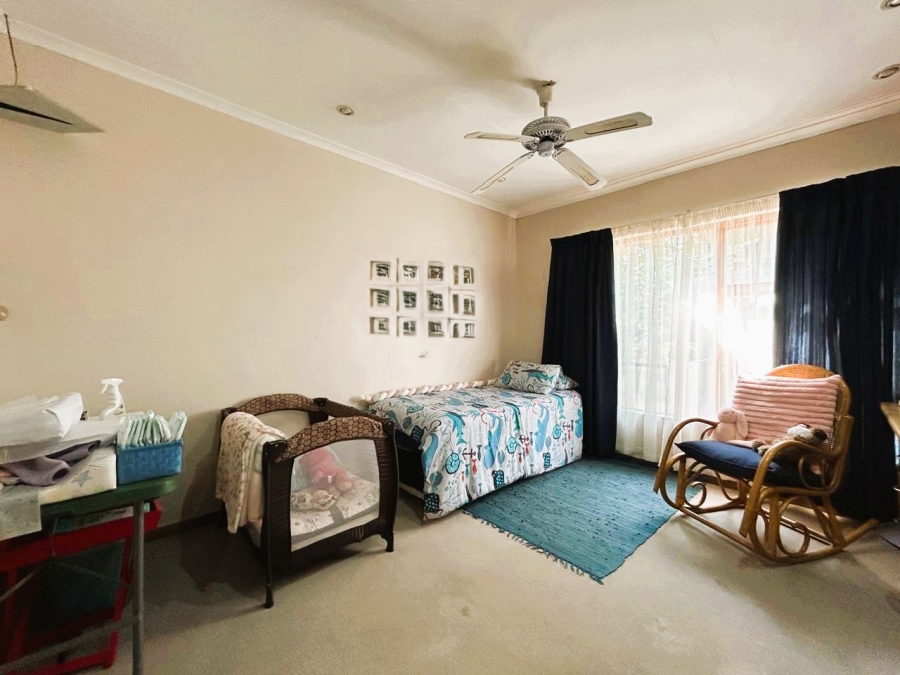 4 Bedroom Property for Sale in Blue Valley Golf Estate Gauteng