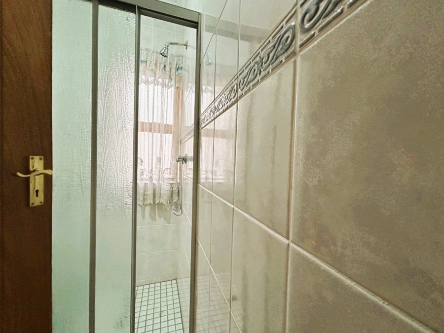 4 Bedroom Property for Sale in Blue Valley Golf Estate Gauteng
