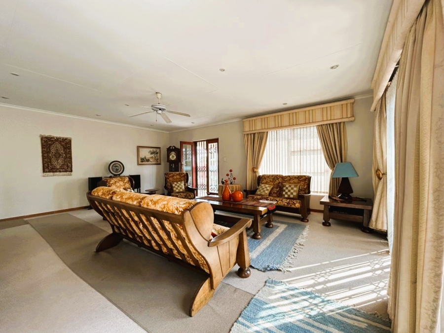 4 Bedroom Property for Sale in Blue Valley Golf Estate Gauteng