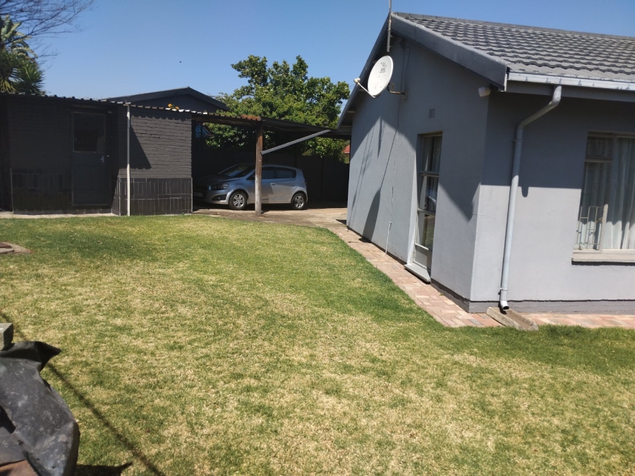 3 Bedroom Property for Sale in Klopperpark Gauteng