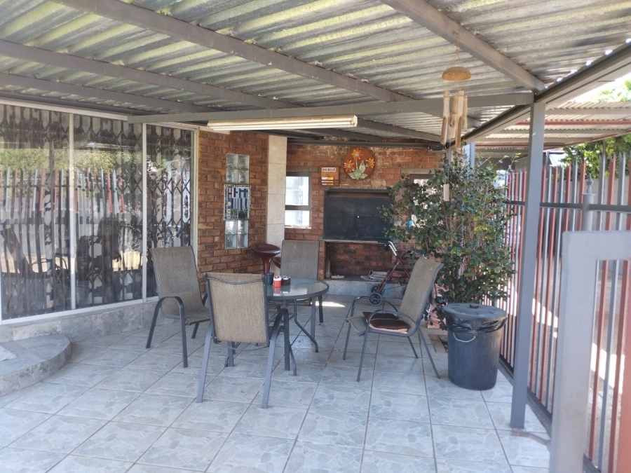 3 Bedroom Property for Sale in Klopperpark Gauteng