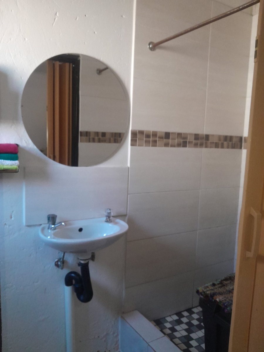 7 Bedroom Property for Sale in Vosloorus Ext 6 Gauteng
