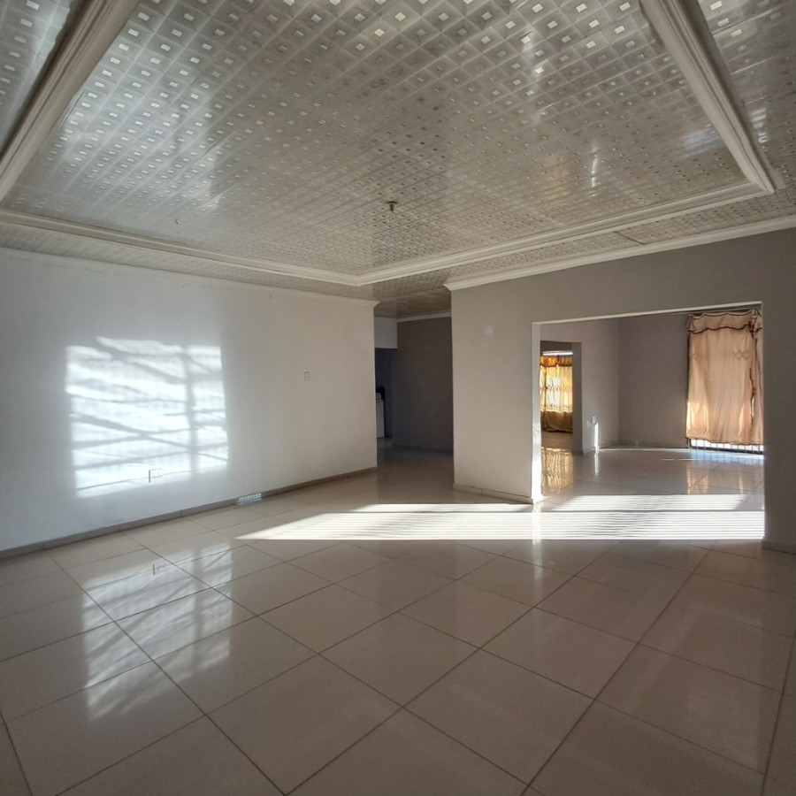 4 Bedroom Property for Sale in Elsburg Gauteng