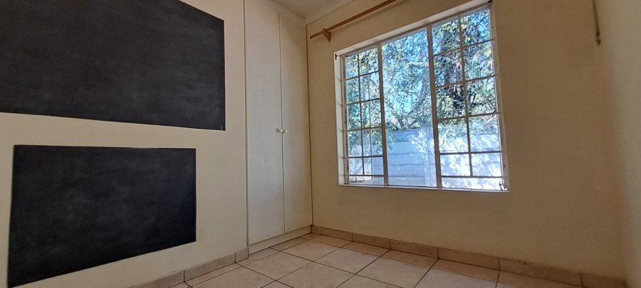 3 Bedroom Property for Sale in Villieria Gauteng