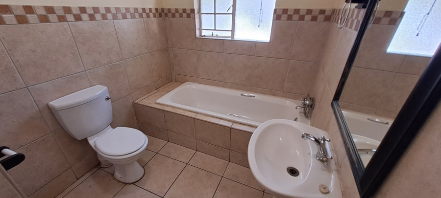 3 Bedroom Property for Sale in Villieria Gauteng