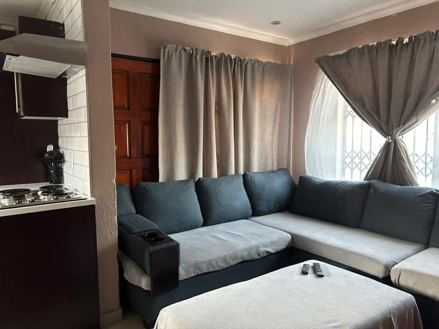 2 Bedroom Property for Sale in Soshanguve VV Gauteng