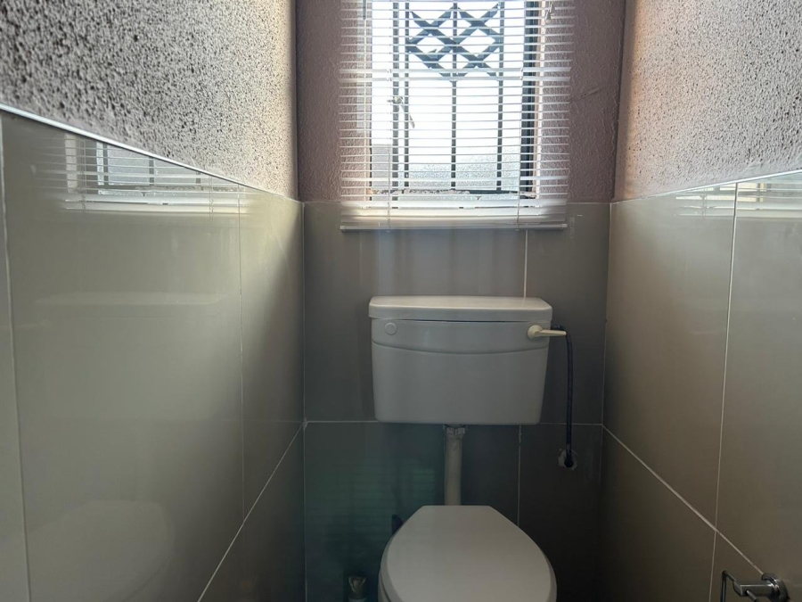 2 Bedroom Property for Sale in Soshanguve VV Gauteng
