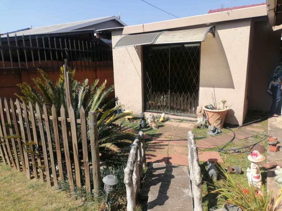 4 Bedroom Property for Sale in Van Dyk Park Gauteng