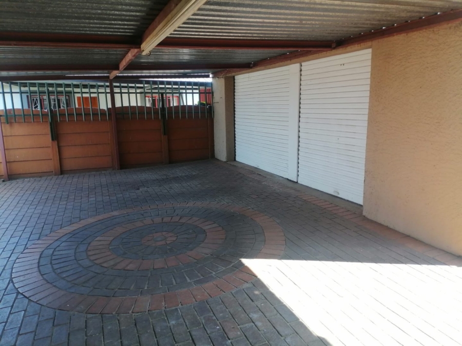 4 Bedroom Property for Sale in Van Dyk Park Gauteng