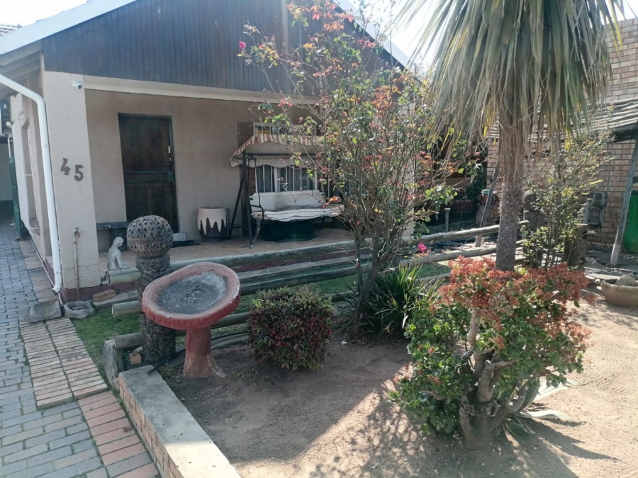 4 Bedroom Property for Sale in Van Dyk Park Gauteng