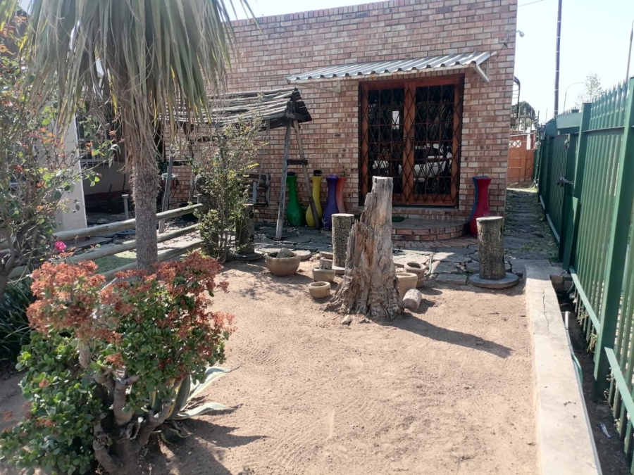 4 Bedroom Property for Sale in Van Dyk Park Gauteng