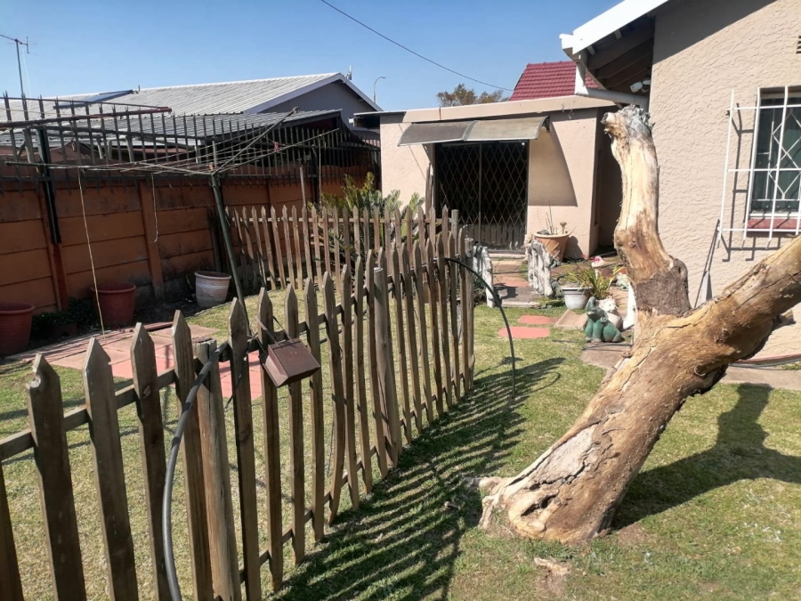 4 Bedroom Property for Sale in Van Dyk Park Gauteng