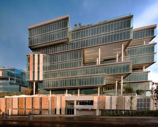 To Let Commercial Property for Rent in Sandhurst Gauteng