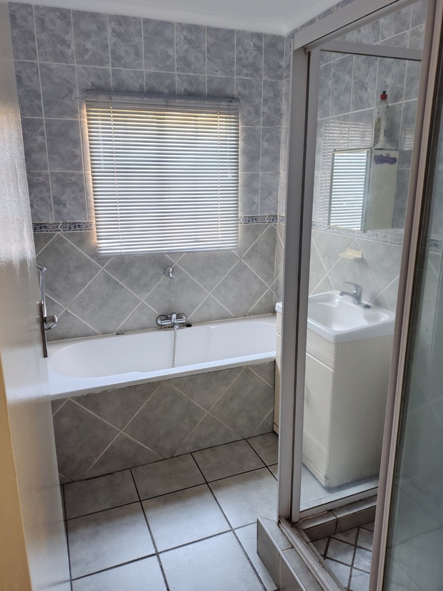 3 Bedroom Property for Sale in Vanderbijlpark CE 1 Gauteng