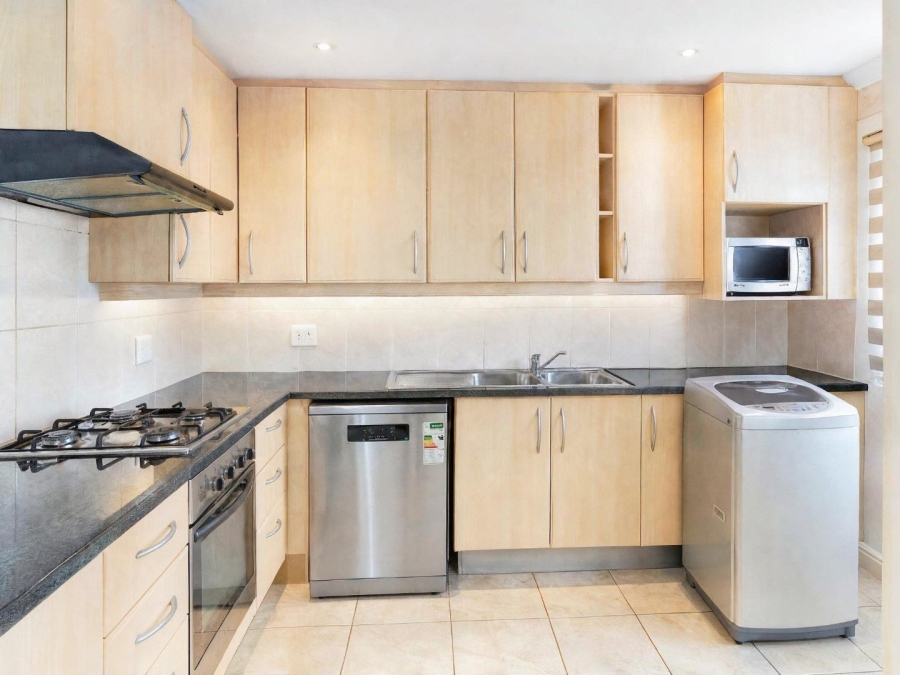 To Let 3 Bedroom Property for Rent in Eagle Trace Estate Gauteng