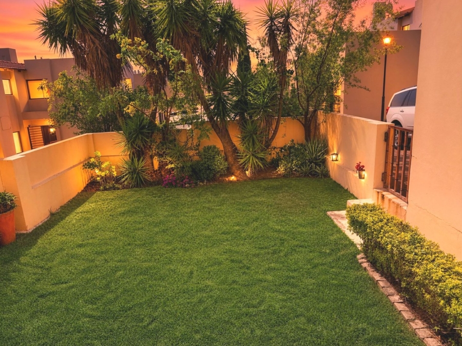 To Let 3 Bedroom Property for Rent in Eagle Trace Estate Gauteng