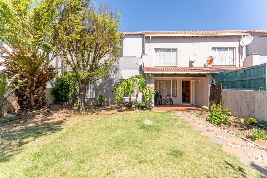 3 Bedroom Property for Sale in Eden Glen Gauteng