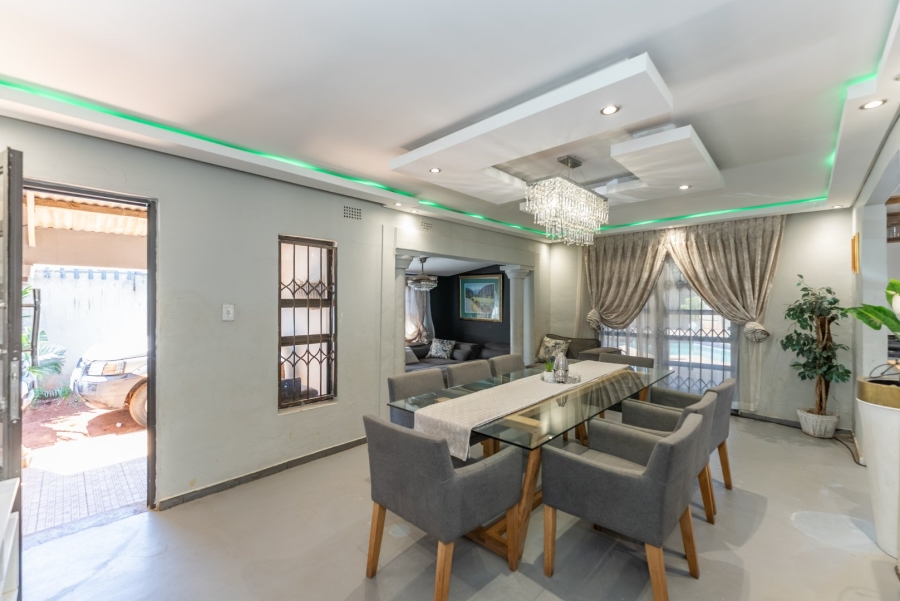 5 Bedroom Property for Sale in Klopperpark Gauteng
