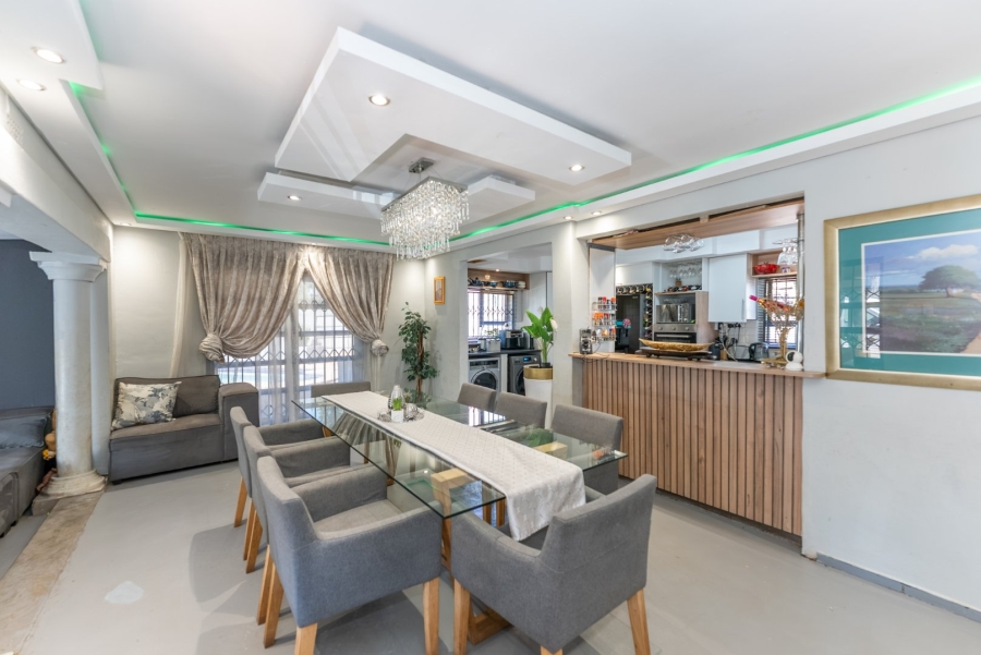 5 Bedroom Property for Sale in Klopperpark Gauteng