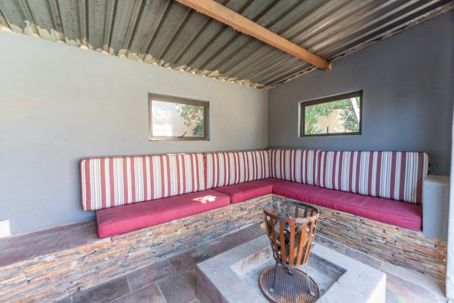 5 Bedroom Property for Sale in Klopperpark Gauteng