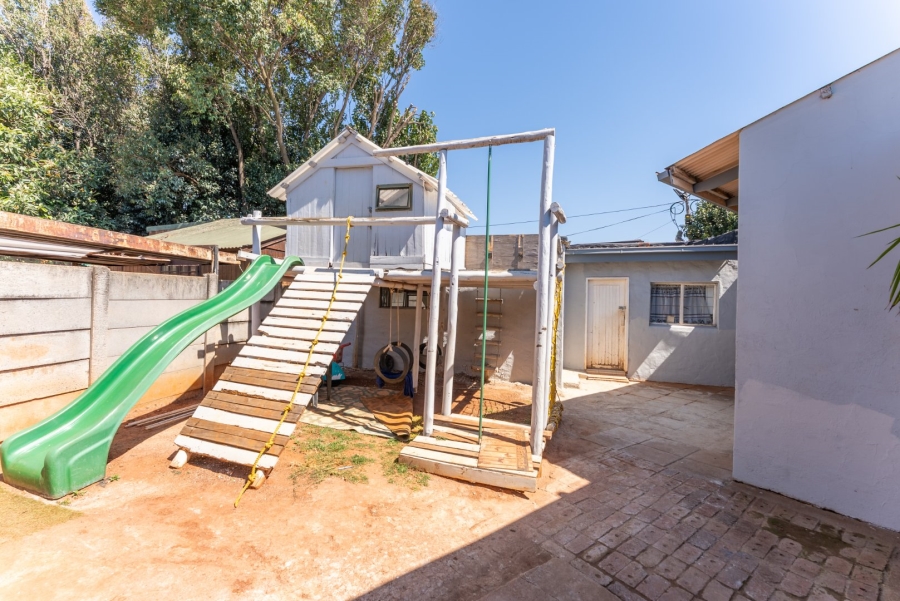 5 Bedroom Property for Sale in Klopperpark Gauteng