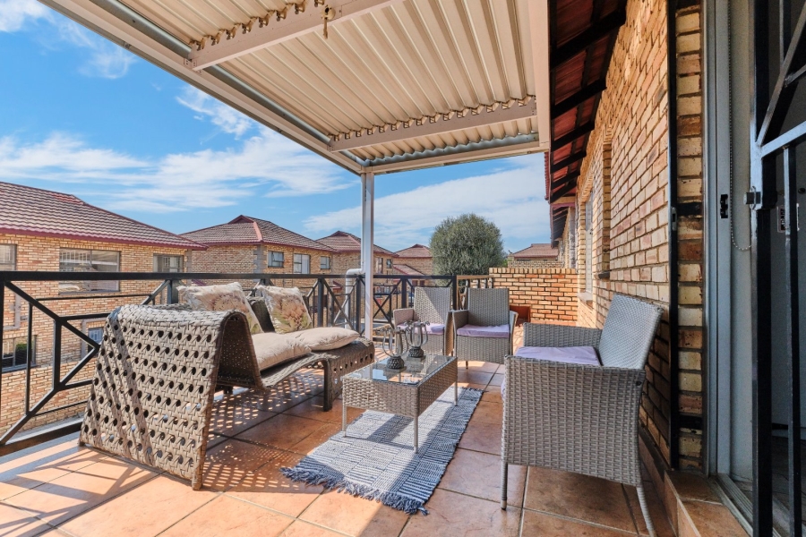 3 Bedroom Property for Sale in Wilgeheuwel Gauteng