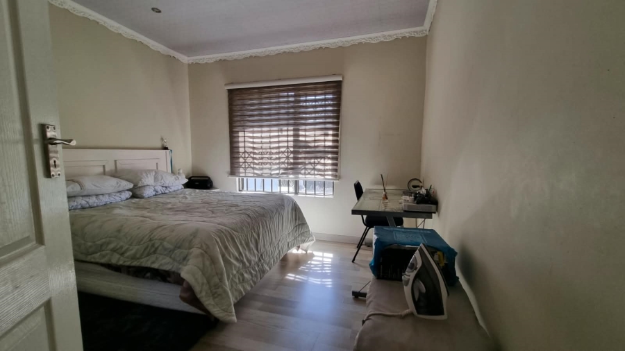 To Let 3 Bedroom Property for Rent in Birch Acres Gauteng