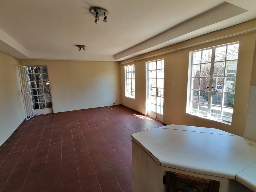 1 Bedroom Property for Sale in Kensington Gauteng
