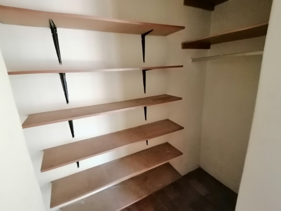 1 Bedroom Property for Sale in Kensington Gauteng