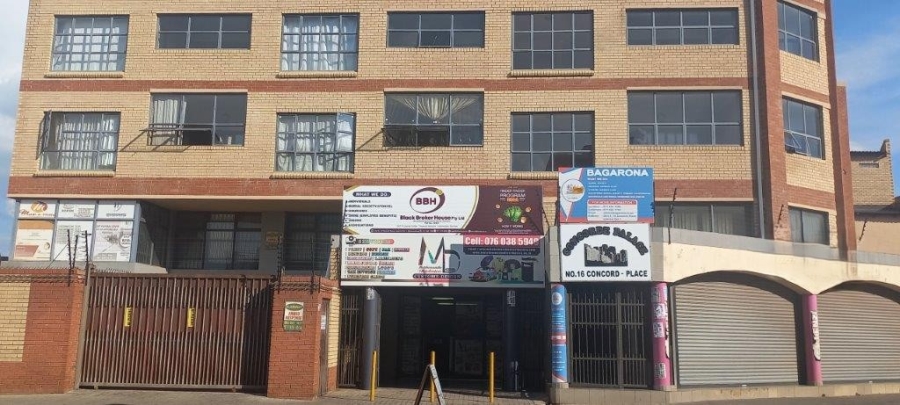 Commercial Property for Sale in Lenasia Ext 1 Gauteng