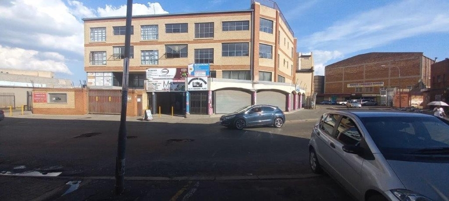 Commercial Property for Sale in Lenasia Ext 1 Gauteng