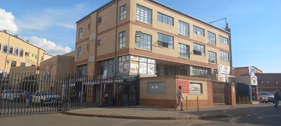 Commercial Property for Sale in Lenasia Ext 1 Gauteng