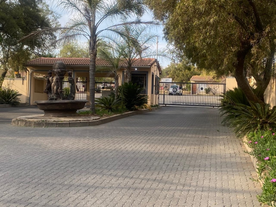 3 Bedroom Property for Sale in Country View Gauteng
