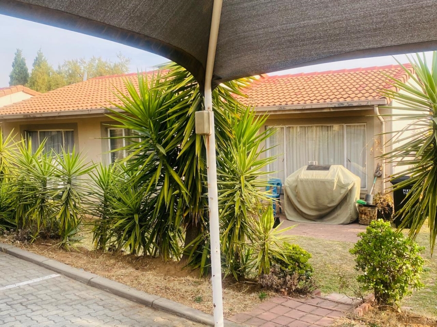 3 Bedroom Property for Sale in Country View Gauteng