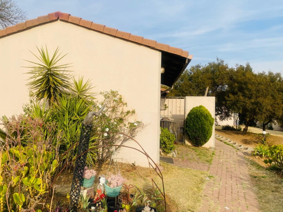 3 Bedroom Property for Sale in Country View Gauteng