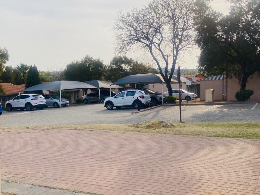 3 Bedroom Property for Sale in Country View Gauteng