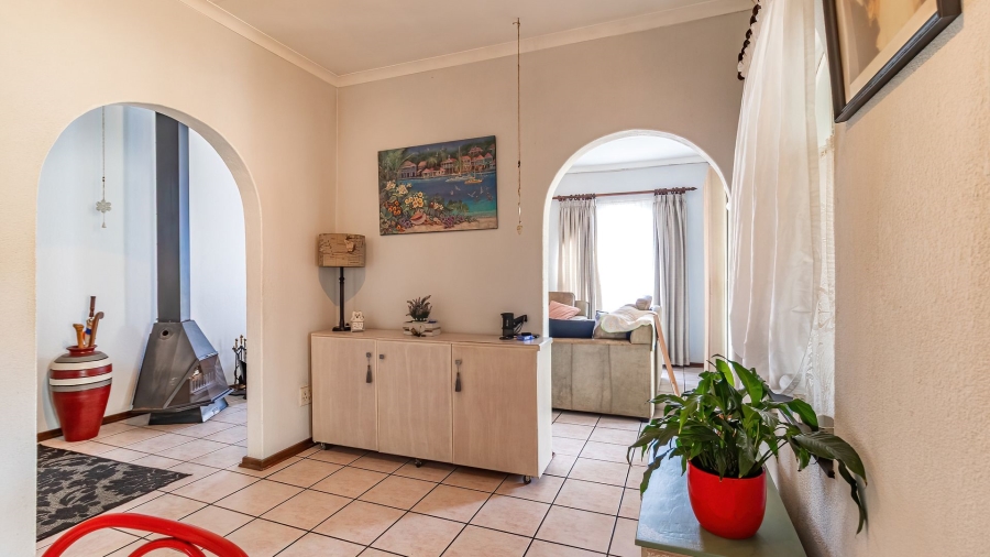3 Bedroom Property for Sale in Illiondale Gauteng