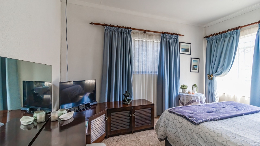 3 Bedroom Property for Sale in Illiondale Gauteng