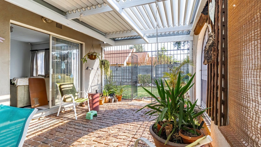3 Bedroom Property for Sale in Illiondale Gauteng