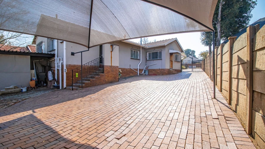 3 Bedroom Property for Sale in Illiondale Gauteng