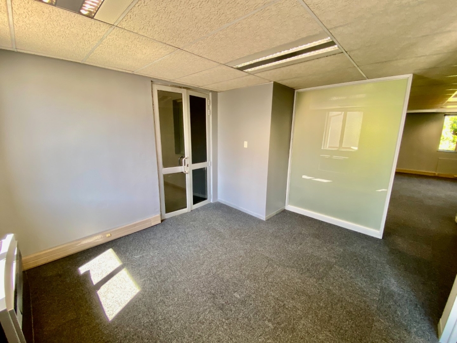 To Let Commercial Property for Rent in Faerie Glen Gauteng