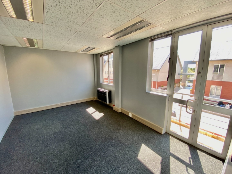 To Let Commercial Property for Rent in Faerie Glen Gauteng
