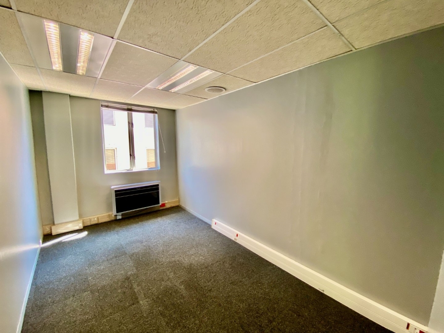 To Let Commercial Property for Rent in Faerie Glen Gauteng
