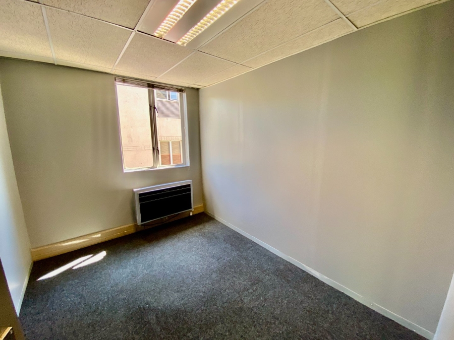 To Let Commercial Property for Rent in Faerie Glen Gauteng