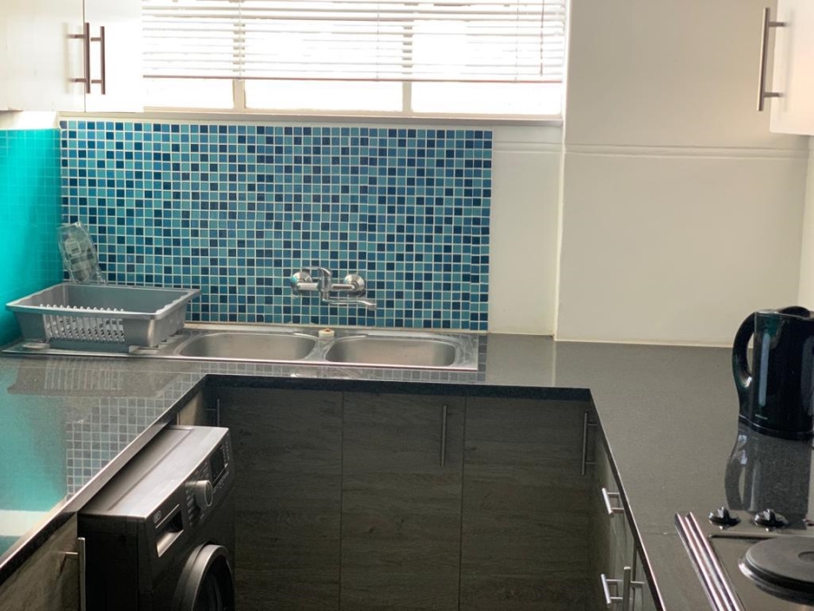 To Let 2 Bedroom Property for Rent in Parktown Gauteng