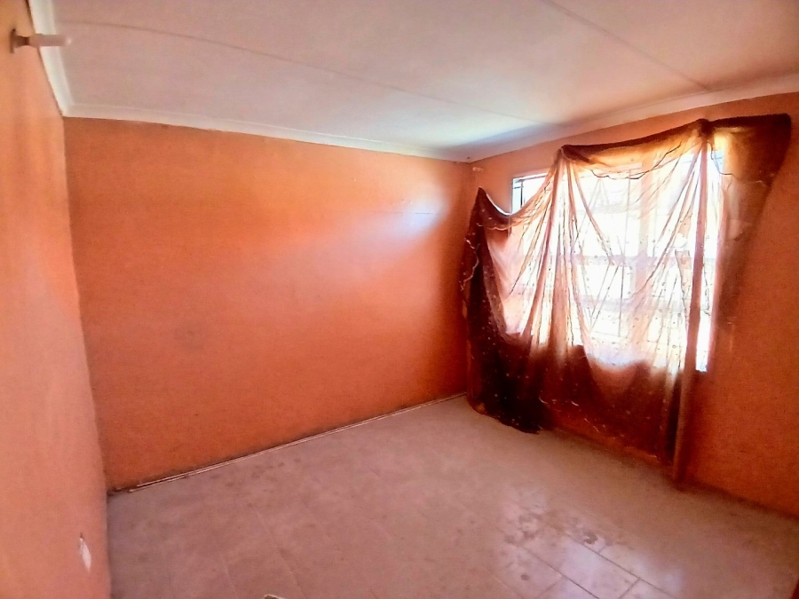  Bedroom Property for Sale in Daveyton Gauteng