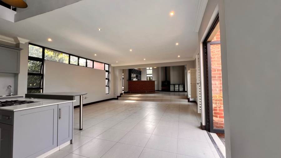 4 Bedroom Property for Sale in Midstream Ridge Gauteng