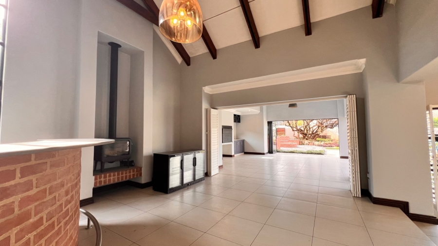 4 Bedroom Property for Sale in Midstream Ridge Gauteng